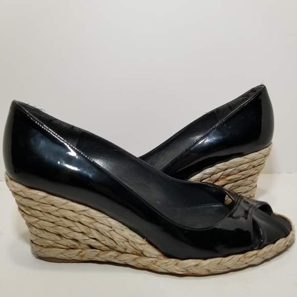 sasha wedge stuart weitzman